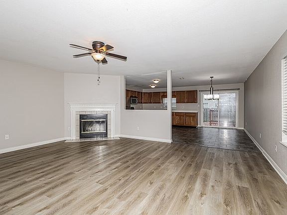 4th image of 1859 Ernest Dr