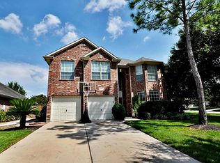 1202 Oak Canyon Ln, Richmond, TX 77469