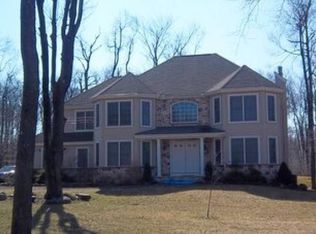 21 Ryans Rd, Tobyhanna, PA 18466