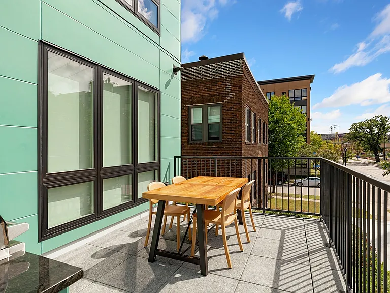 Trademark Apartments — Photo 34