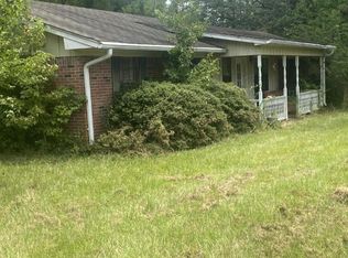 1403 Lone Oak Dr, West Point, MS 39773