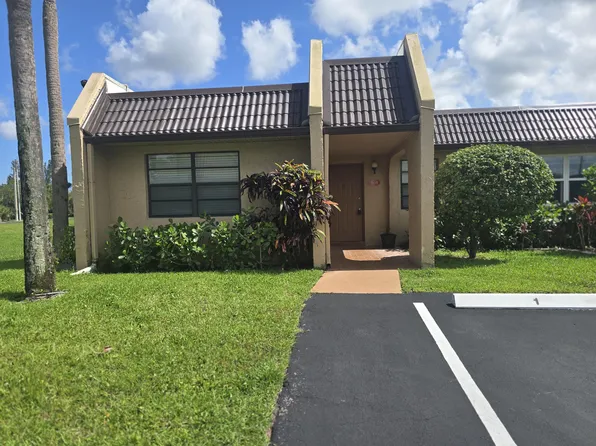 108 Lake Nancy Dr, West Palm Beach, FL 33411