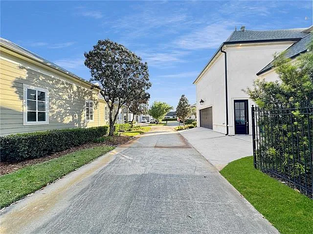 12 Royal Palm Blvd — Photo 52