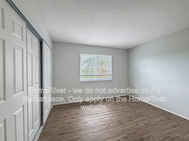 153 Chicago Woods Cir — Photo 16