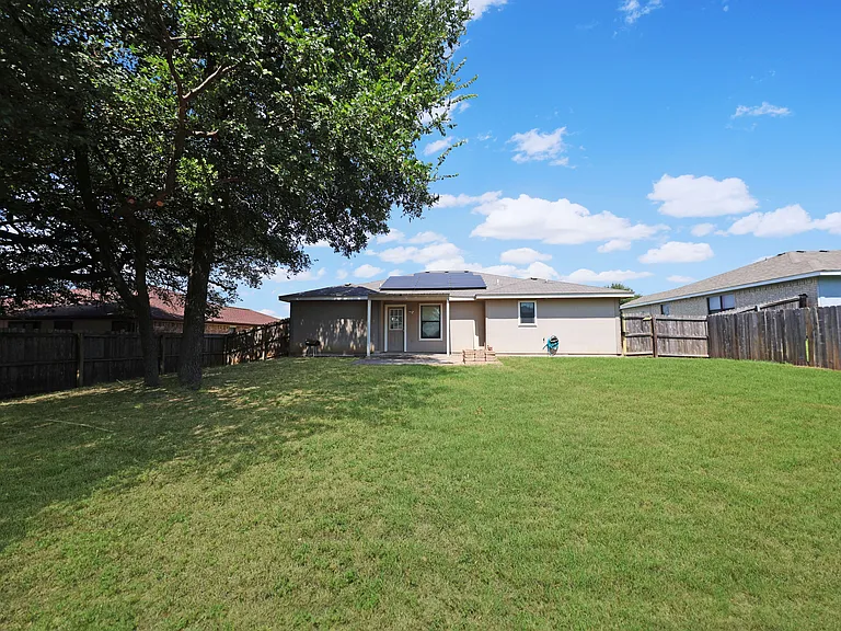 1123 Marlee Cir — Photo 20