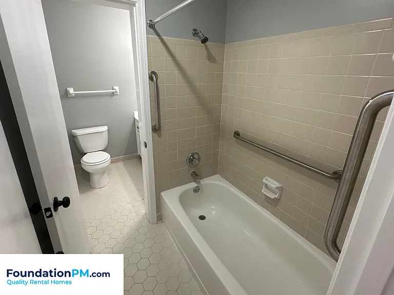 2293 Hometown Dr — Photo 14