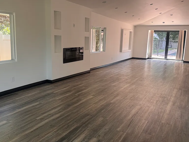 4825 San Feliciano Dr — Photo 8