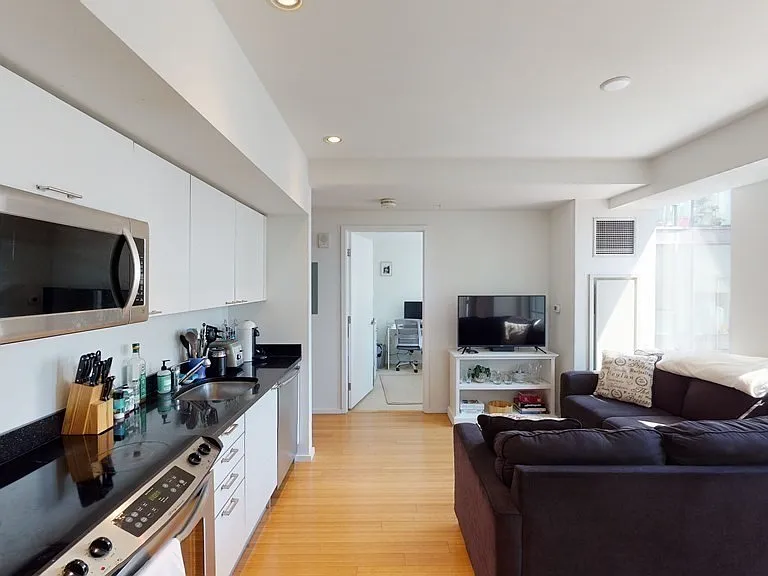 2 Earhart St #1006 — Photo 5
