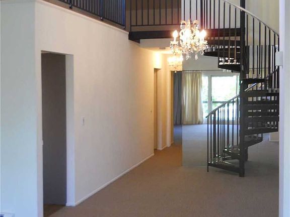 3rd image of 745 Conklin St APT 16