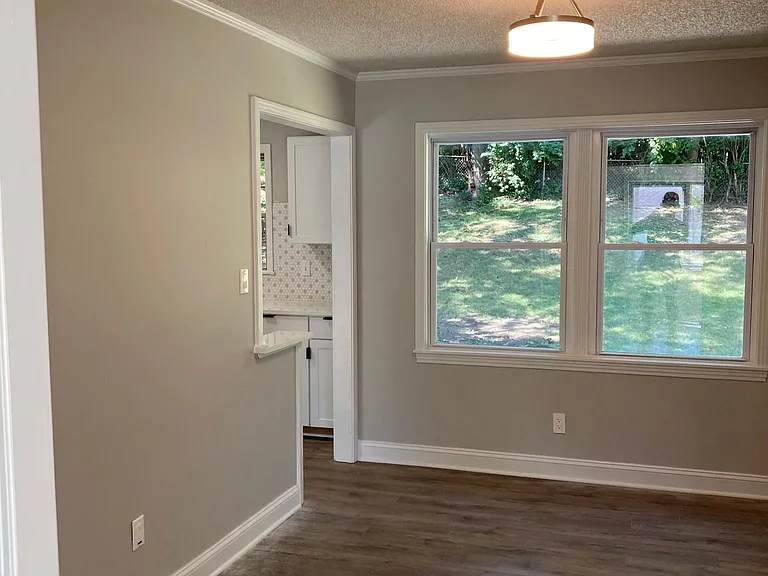 7620 High Dr — Photo 10