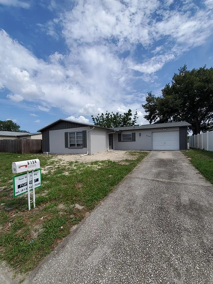 Building Photo - 8154 Redfield Dr