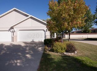 2101 33rd Ave S, Fargo, ND 58104