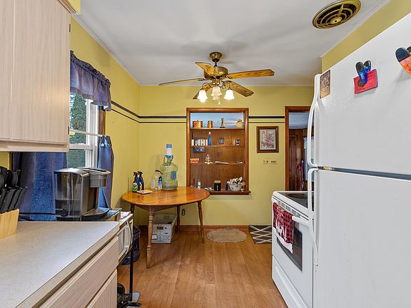 5th image of 500 N Mill St