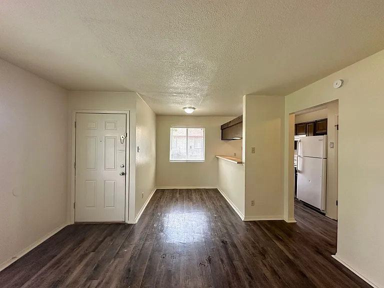 2104 N WS Young Dr — Photo 19