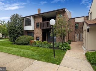 1301 Raintree Ln, Malvern, PA 19355