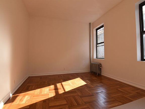 4th image of 51 E 17th St APT 2B