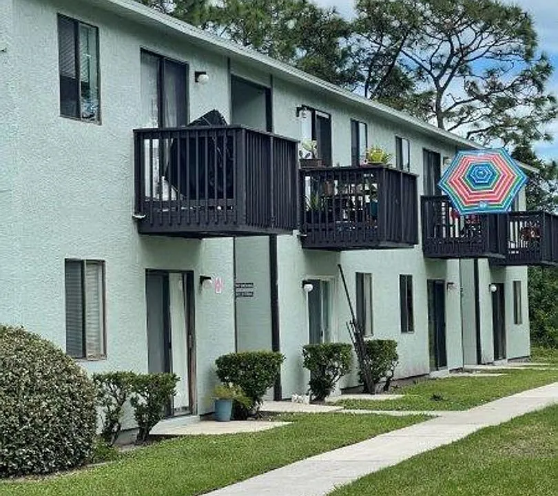 421 Mercury Ave #6