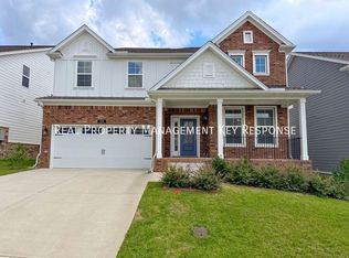 105 Cryer Dr, Gallatin, TN 37066