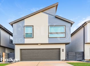 337 N Centro Cir, Shenandoah, TX 77385
