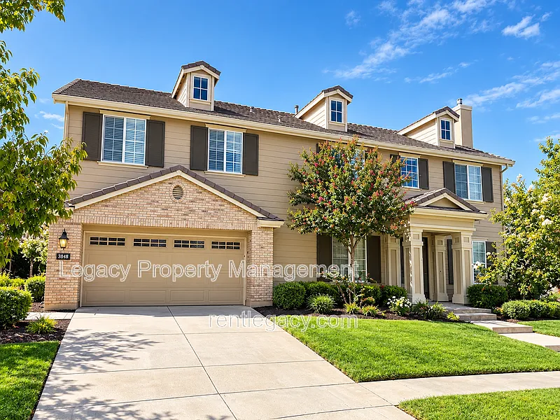 4 bed, 4.0 bath, 3854 sqft, $4,195 — Photo 1