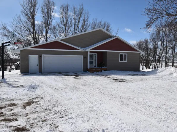 7652 Wild Life Dr SW, Alexandria, MN 56308