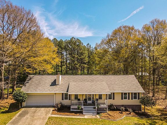 2nd image of 144 Wooddale Ln