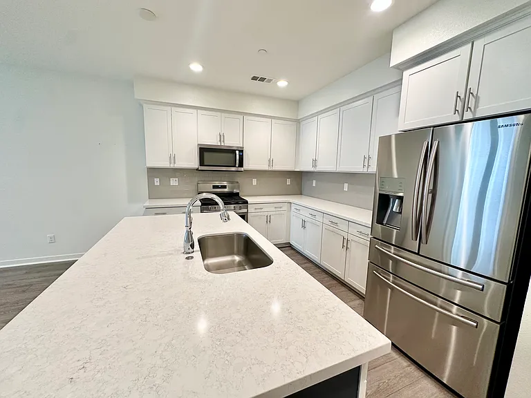 115 Red Brick Dr #3 — Photo 7