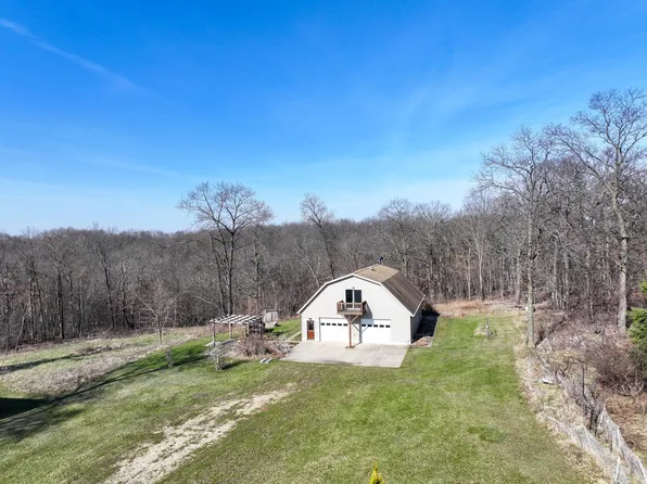 14230 Hillside Rd, Brownsville, MN 55919