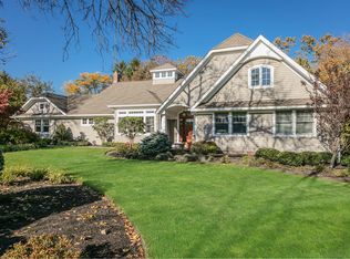 49 Steers Ave, Northport, NY 11768