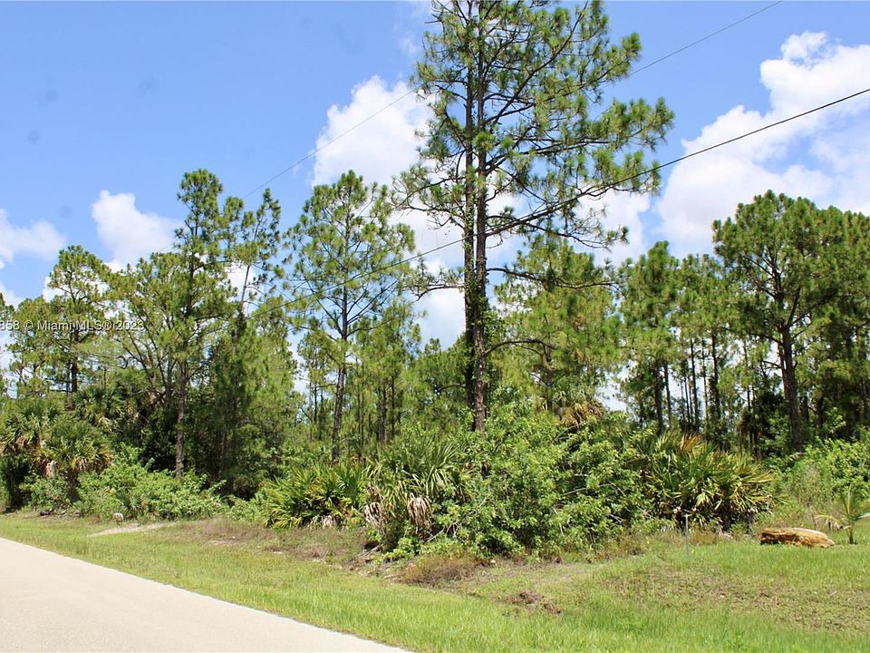 1st image of 2901 52nd Ave NE