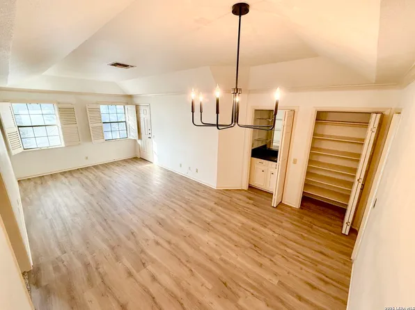 8415 FREDERICKSBURG RD #1004, San Antonio, TX 78229