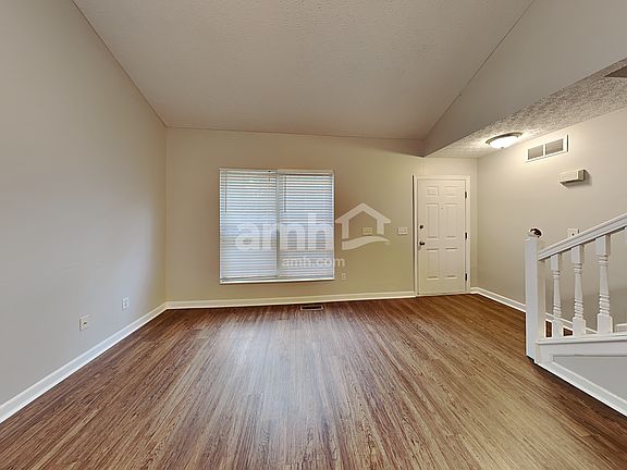 4th image of 1121 Chaser St