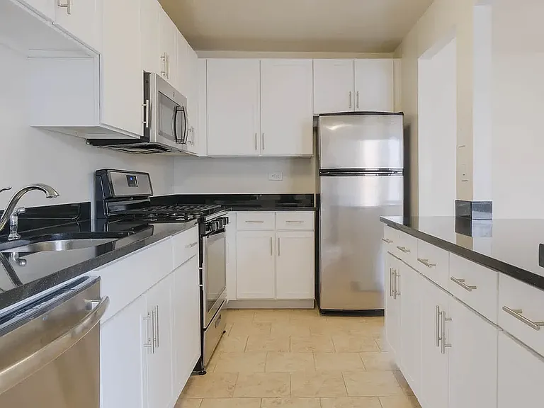 750 Columbus Ave #2F — Photo 57