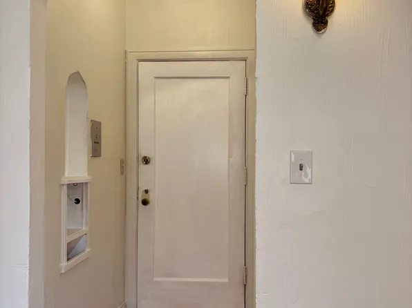 1143 McKinley Ave APT 1, Oakland, CA 94610