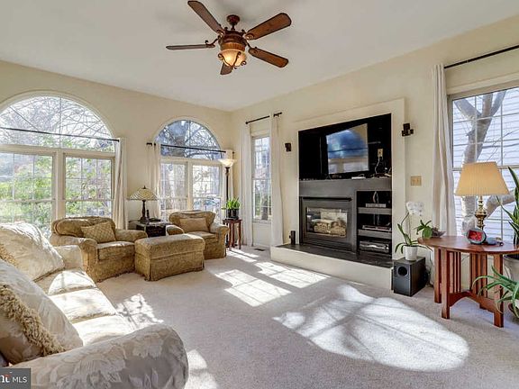 4th image of 3014 Rosemoor Ln