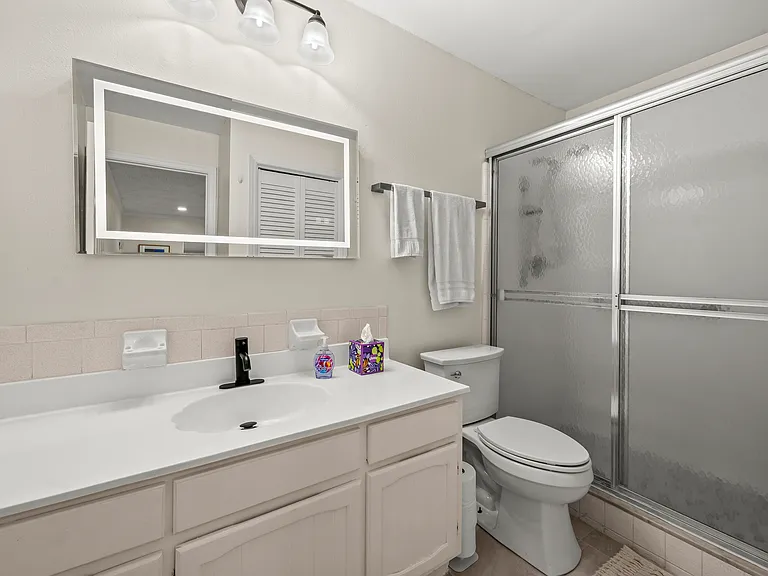 1260 Leslie Dr — Photo 13