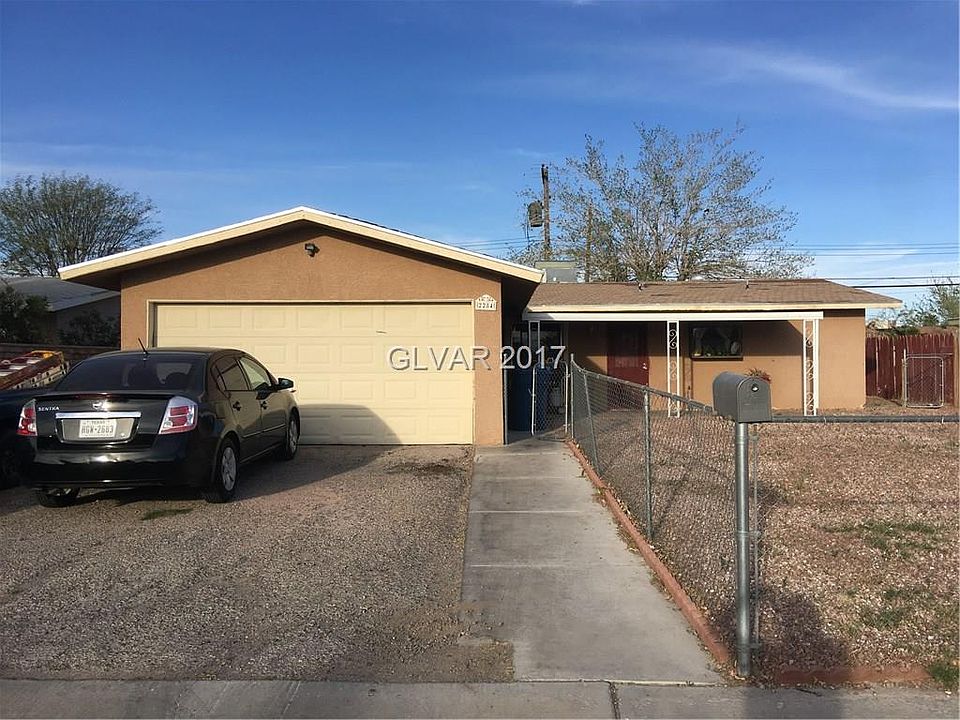 2nd image of 2284 La Puente St