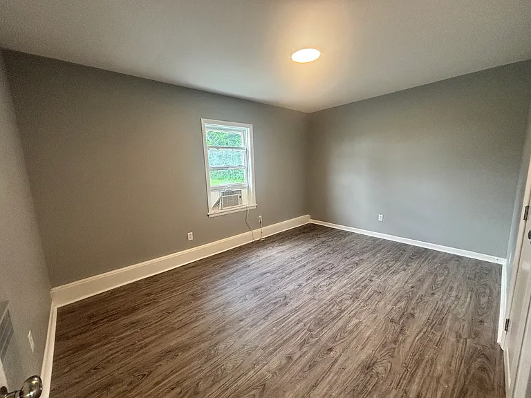 151 Locust Grove Rd #2 — Photo 8