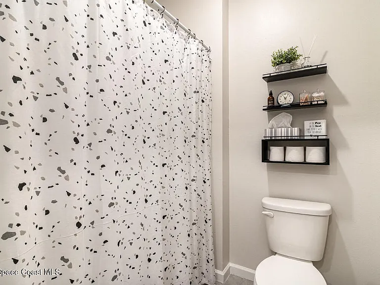 7389 Tourmaline Dr — Photo 23