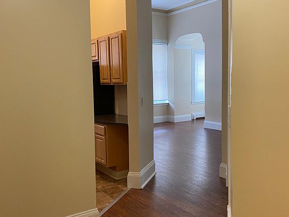 2nd image of 706 Huntington Ave #Ce6dddedf