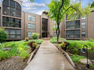 8441 Irwin Rd APT 110, Bloomington, MN 55437