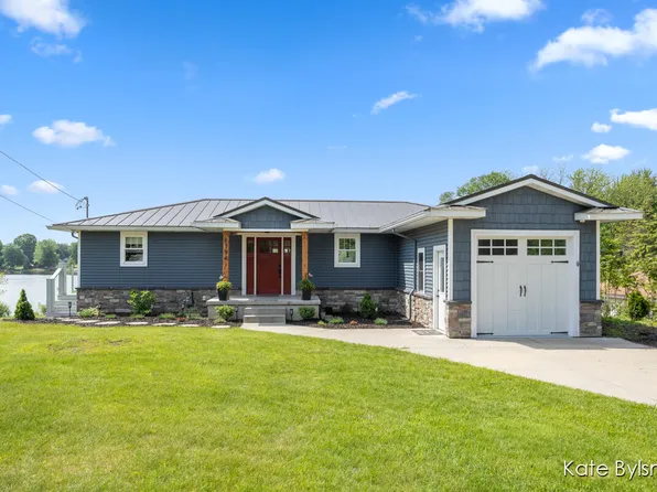 2794 Crockery Shores Rd, Casnovia, MI 49318