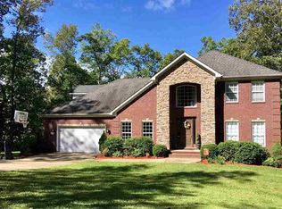 325 Doe Crossing Dr, Smiths Grove, KY 42171