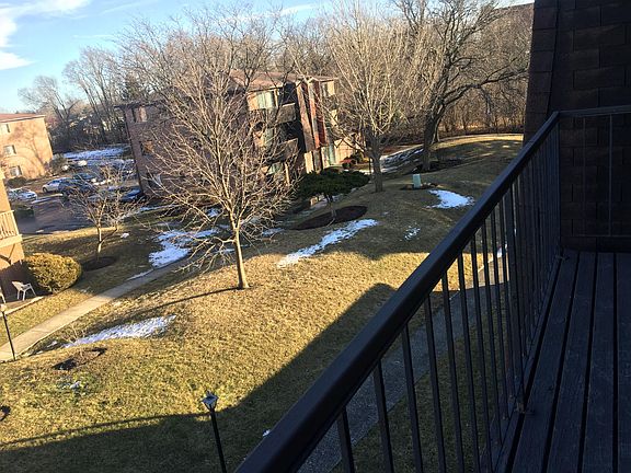 4th image of 617 W 65th St APT 5