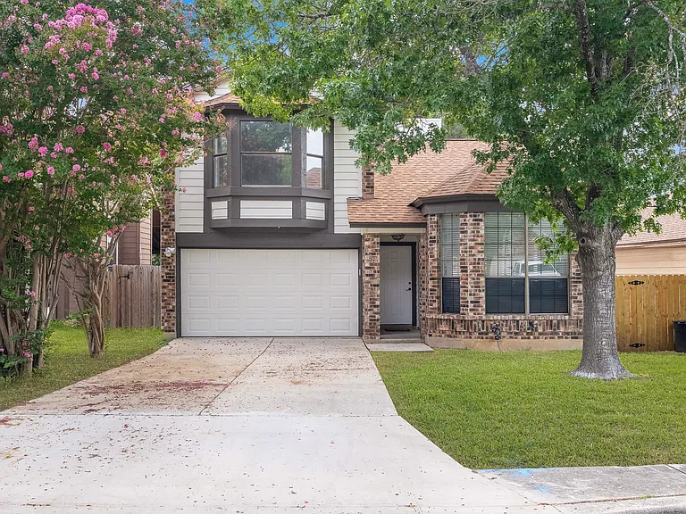 Cavern Park Dr — Photo 21