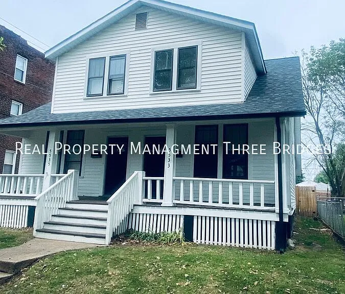 5533 Grace Ave — Photo 1