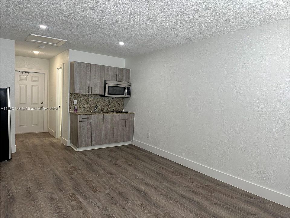 Fillmore Gardens LLC 2910 Pierce St Hollywood FL Zillow