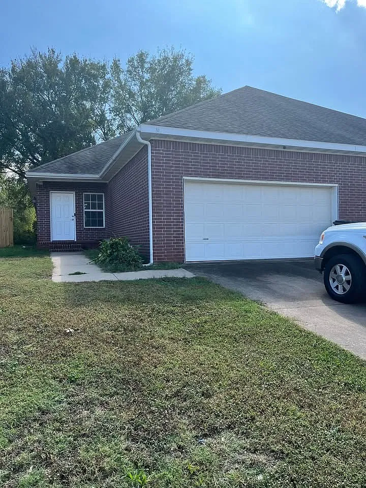 3 bed, 1545 sqft, $1,200 — Photo 1