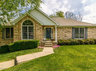 1309 Nightingale Ln, Goshen, KY 40026