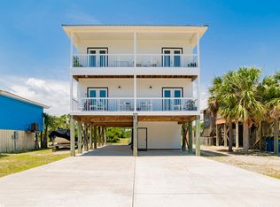 428 W 1st Ave, Gulf Shores, AL 36542
